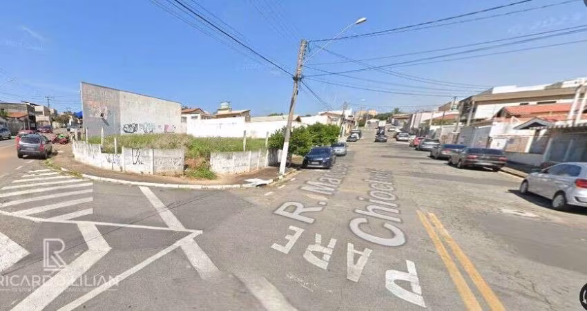 'Oportunidade Única: Terreno de Esquina com 700m² na Vila Nova Aclimação, Atibaia!'