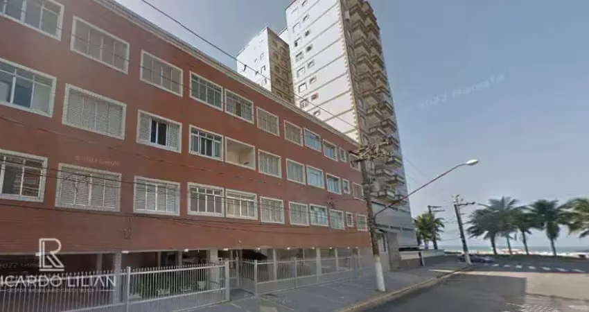'Seu Refúgio à Beira-Mar: Apartamento de 2 Dormitórios na Cidade Ocian, a 100 metros da Orla!'