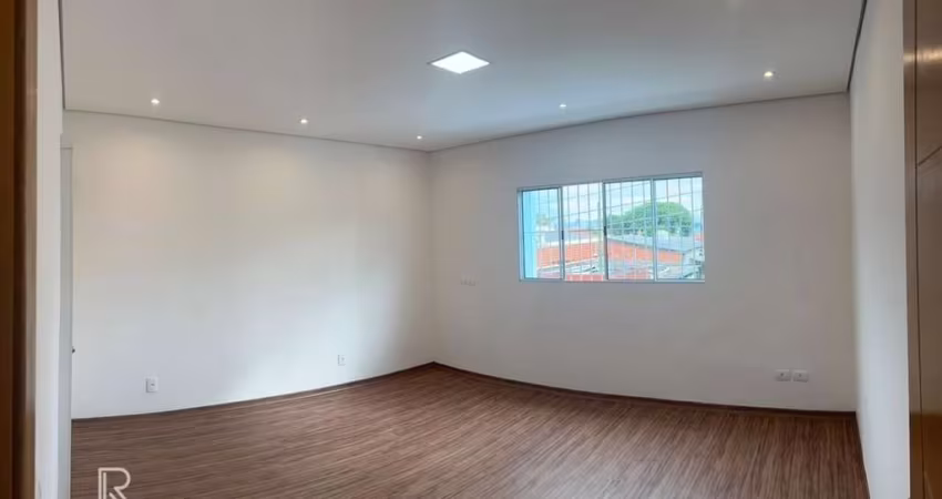 Apartamento com 72m², reformado e com duas suítes a venda na Moóca