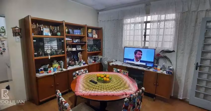 Casa localizada a 700 metros do metro conceição.A VENDA!!!