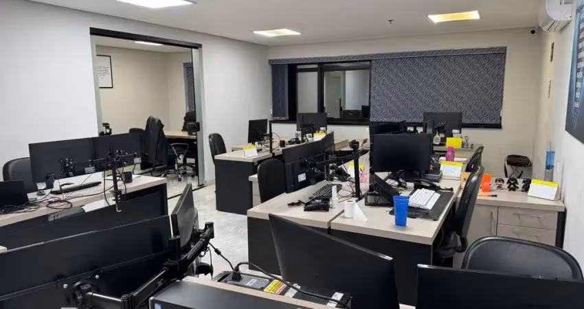 A VENDA!!!  Sala Comercial com 77m@ e uma vaga no centro de Guarulhos