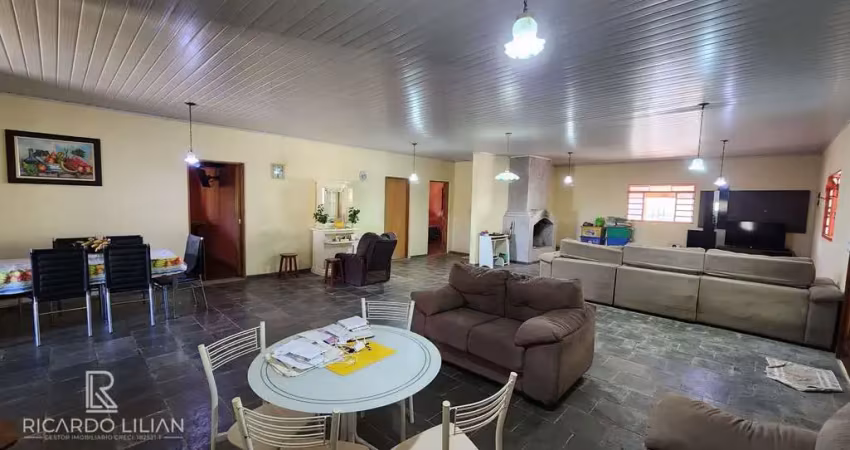 Chacara de condominio na cidade de atibaia   3 dormitorios sendo uma suite, 1075m² de terreno