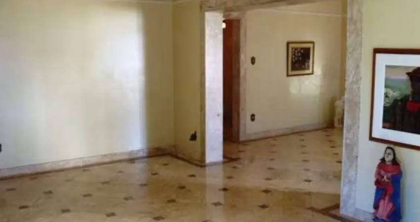 Apartamento à venda na Graça, Salvador-BA: 4 quartos, 1 suíte, 2 salas, 5 banheiros, 2 vagas, 240m²!