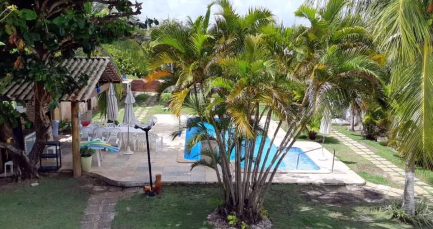 CASA COM 6 QUARTOS EM ITACIMIRIM