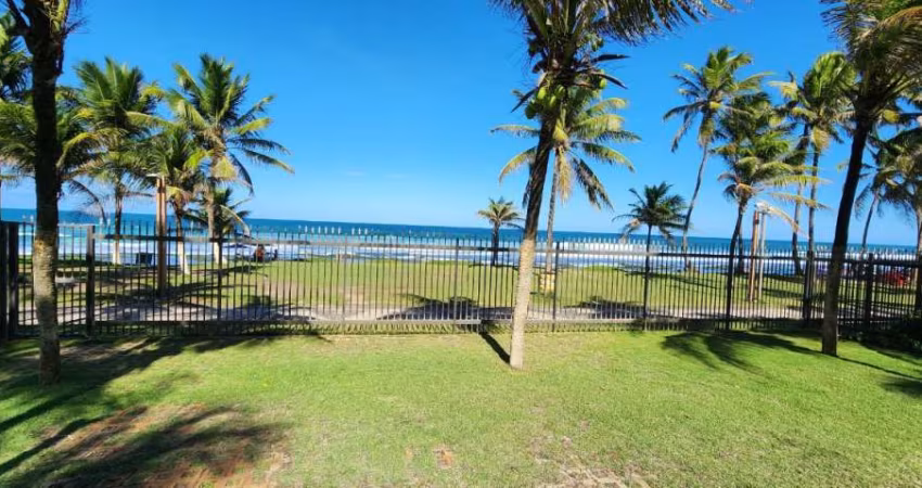 11 Suítes - Closet - 550 m² - Varanda Gourmet - Frente Mar - Piscina - Quadra Esportiva - 10 Vagas de Garagem
