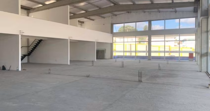 Loja - 156 m² -  Vagas de Estacionamento