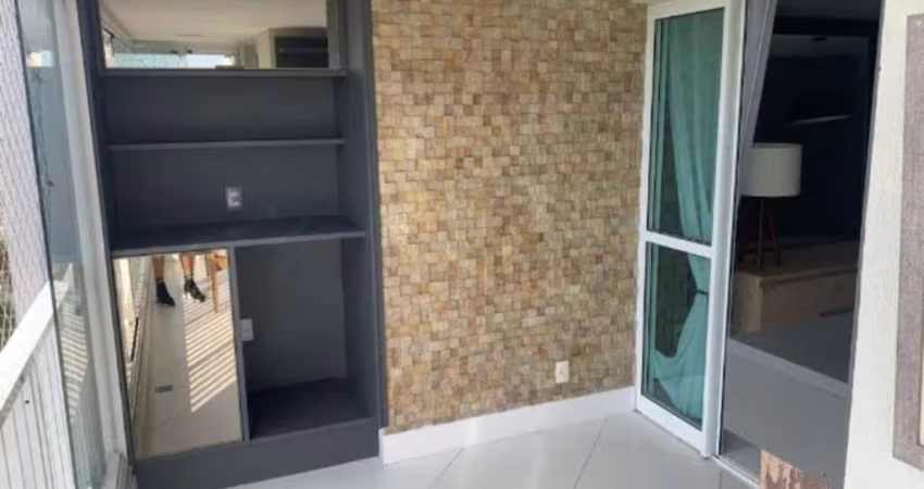 2 Quartos - 1 Suíte - 80 m² - Varanda Gourmet - Armários - 1 Vaga de Garagem