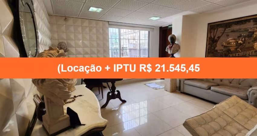 Casa - 10 Salas - 693 m² - Vagas de Garagem
