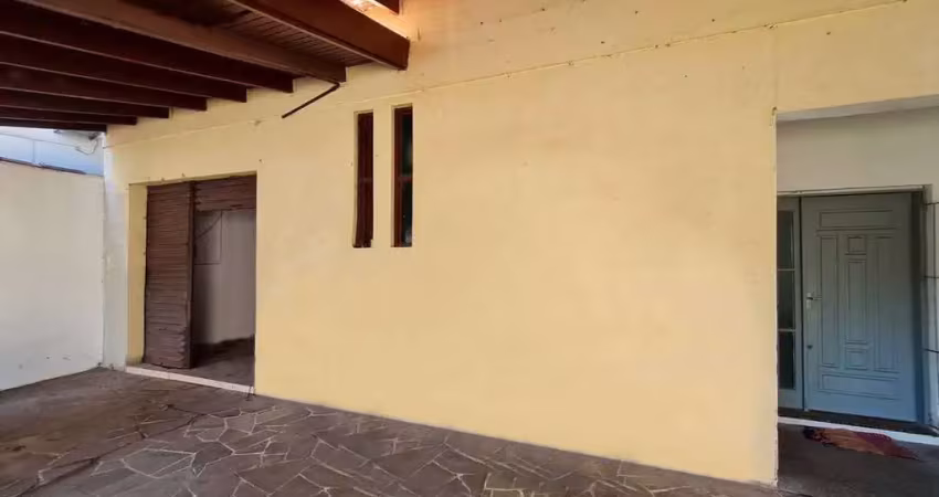 Casa comercial para alugar na Vila Veranópolis, Cachoeirinha 