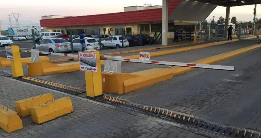Casa com 4 quartos para alugar no Berto Círio, Nova Santa Rita 