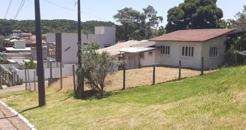 Casa em cond. fechado terreno esc pública só r$ 579.900