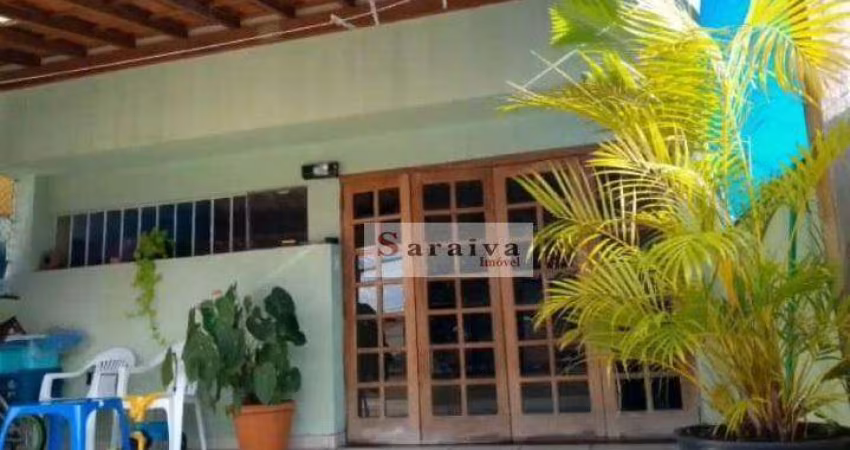 Sobrado com 3 dormitórios à venda, 235 m² por R$ 650.000,00 - Jardim Hollywood - São Bernardo do Campo/SP