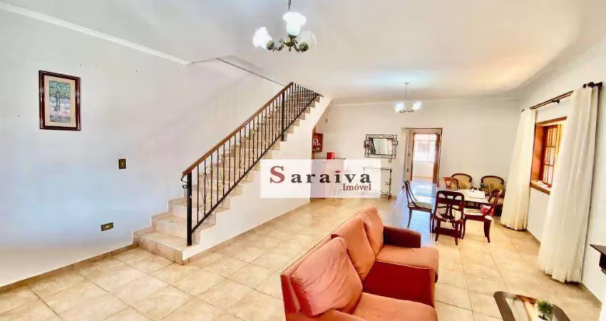 Sobrado com 3 dormitórios à venda, 307 m² por R$ 650.000,00 - Perímetro Urbano - Sarapuí/SP