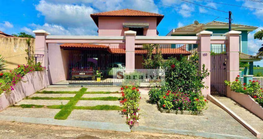 Sobrado à venda, 350 m² por R$ 600.000,00 - Perímetro Urbano - Sarapuí/SP