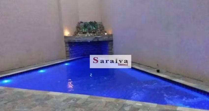 Sobrado com 3 dormitórios à venda, 400 m² por R$ 800.000 - Utinga - Santo André/SP