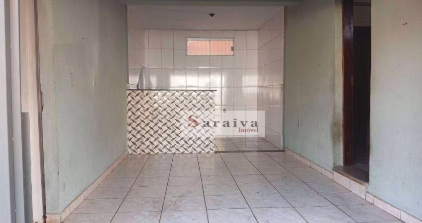 Casa com 2 dormitórios para alugar, 90 m² por R$ 800,00/mês - Irmãos Franceschi   - Itapuí/SP