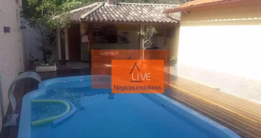 Casa com 3 dormitórios à venda, 177 m² por R$ 900.000,00 - Maravista - Niterói/RJ