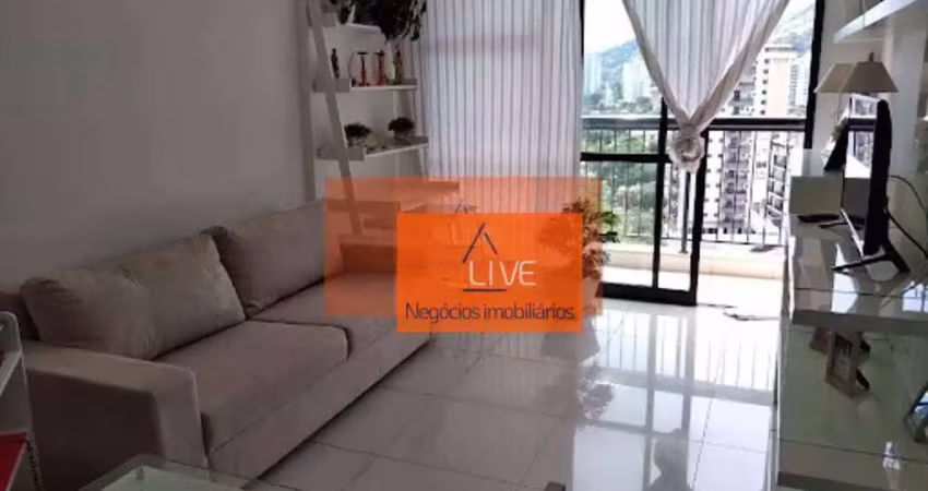 Live vende - ICARAI Apartamento com 3 dormitórios à venda, 135 m² por R$ 730.000 - Vital Brasil - Niterói/RJ