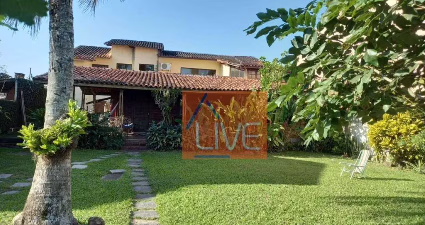 Live vende: casa com 3 quartos, sendo 1 suíte e 3 vagas , 210 m² por r$ 850.000 - itaipu - niterói/rj