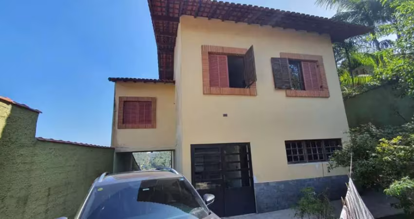 Casa com 3 quartos para alugar no Centro, Ribeirão Pires 