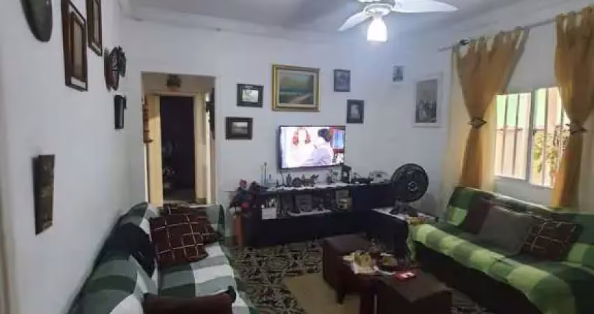 Casa à venda, 3 quartos, 2 vagas, Santa Maria - Santos/SP