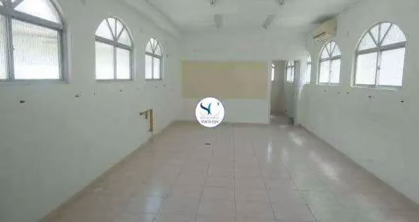 Sobrado Triplex com edícula e 10 salas no Gonzaga em Santos