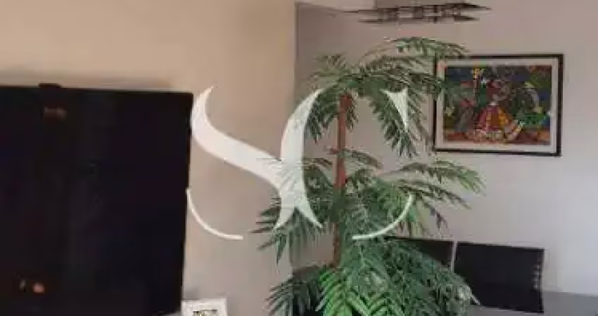Vende-se apartamento decorado em Santos, no Bairro do Macuco
