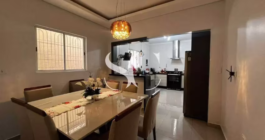 Vende-se Sobrado Geminado em São Vicente