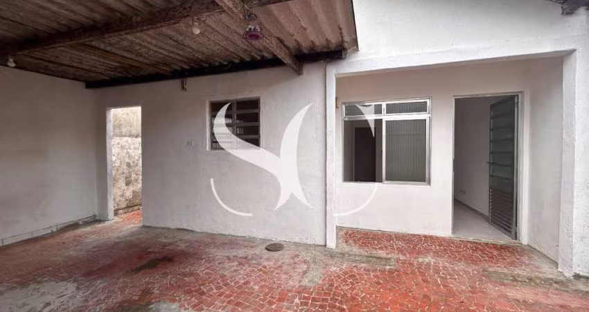 Vende-se casa de 03 dormitórios mais edícula no bairro de Samambaia na cidade de Praia Grande
