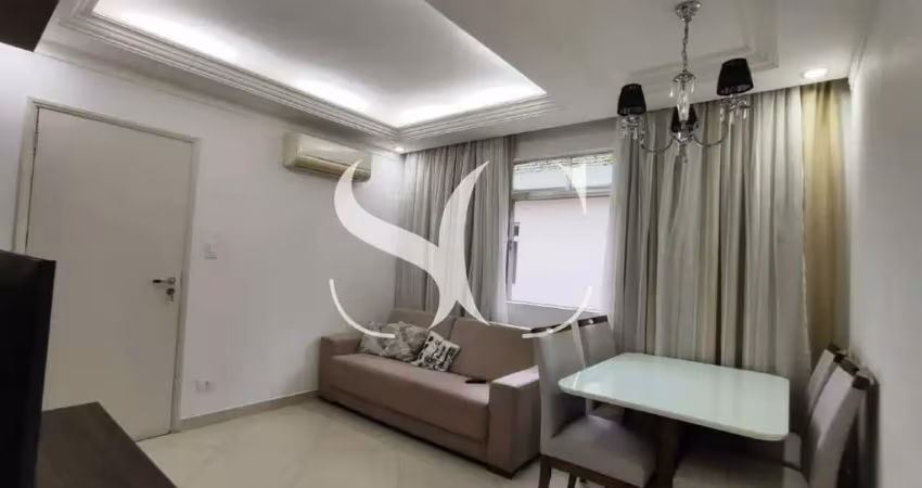 Vende-se apartamento de 02 dormitórios e garagem fechada no bairro de Aparecida em Santos.