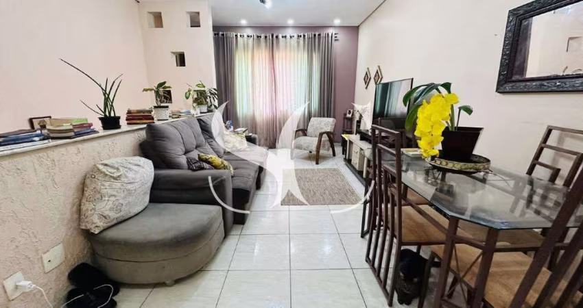Vende-se casa Sobreposta Alta de 03 dormitórios no bairro do Marapé em Santos