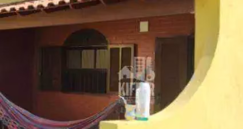 Casa a 100m da praia e 200m da lagoa – 2 quartos com varanda e área externa – cordeirinho/maricá