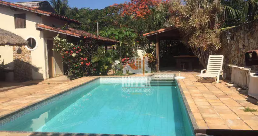 Casa alto padrão com piscina à venda em itaipuaçu | 2 suítes | 480m²