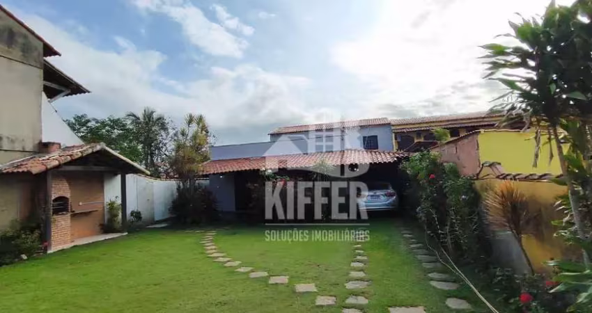 Kiffer imóveis apresenta: casa em itaipuaçu - 4 quartos, 2 suítes, 440m² - próxima à praia!