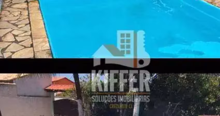 Casa com Piscina à Venda em Jaconé – Conforto e Lazer Próximo à Praia