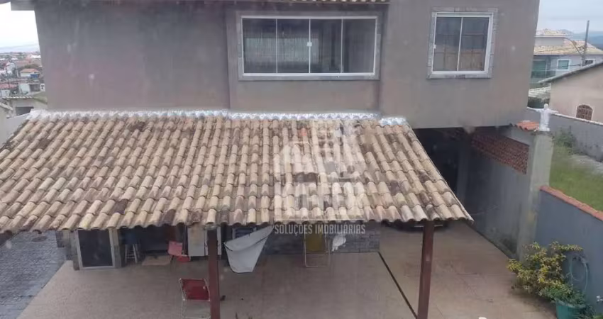 Casa à venda com 6 quartos em cordeirinho, maricá – 2 suítes, 100m da praia, ideal para moradia ou pousada