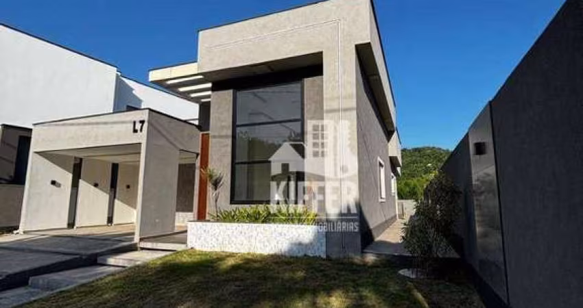 Casa com 3 quartos para alugar, 133 m² por R$ 6.293/mês - Ubatiba - Maricá/RJ
