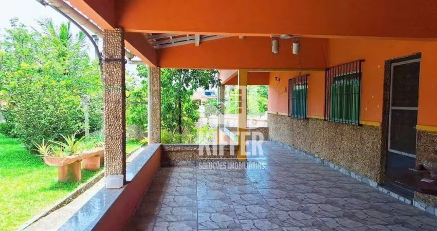 Casa com 2 dormitórios à venda, 150 m² por R$ 360.000,00 - Bambuí - Maricá/RJ