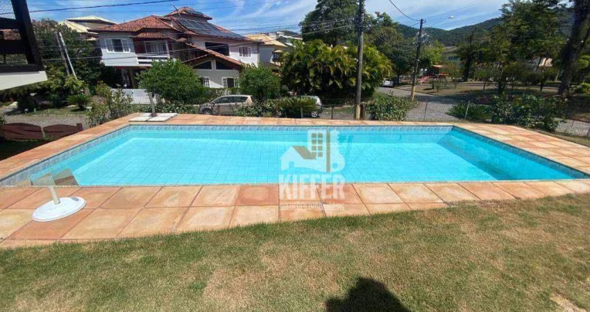 Casa com 5 Quartos para alugar, 350 m² por R$ 9.550/mês - Itaipu - Niterói/RJ