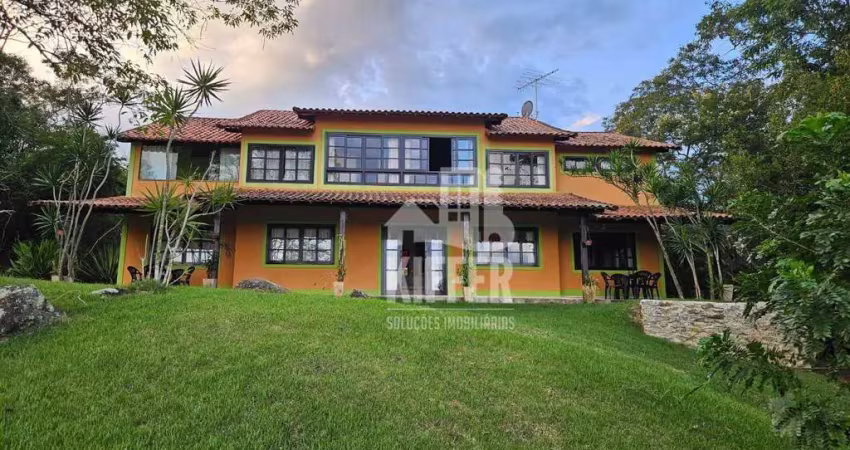 Casa duplex com 264m² em terreno de 5.720m² – vista mar, 4 quartos, ideal para moradia ou investimento