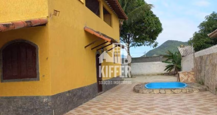 Casa com 2 quartos para alugar, 100 m² por R$ 2.850/mês - Caxito - Maricá/RJ