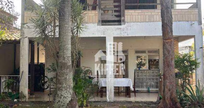 Casa com 3 quartos  à venda, 360 m² por R$ 1.330.000 - Piratininga - Niterói/RJ