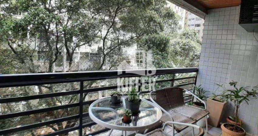 Apartamento com 4 quartos no miolo de Icaraí