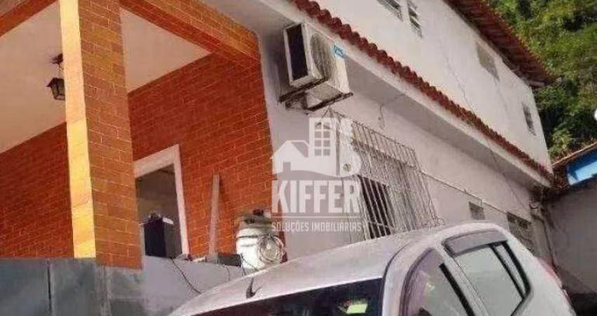 Casa duplex com Piscina no Fonseca!