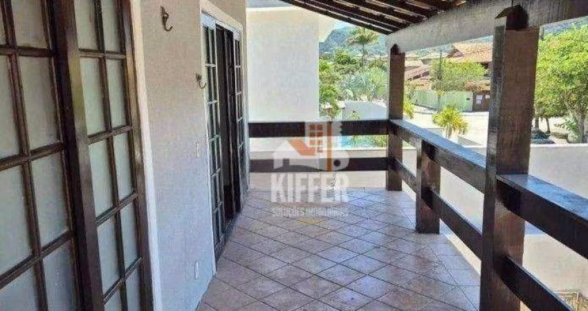 Casa com 4 dormitórios na Região Oceanica