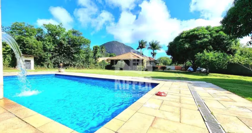 Chácara à venda com 2.000m² em itaocaia valley, itaipuaçu  maricá/rj | casa com 3 quartos, suíte, piscina e área gourmet