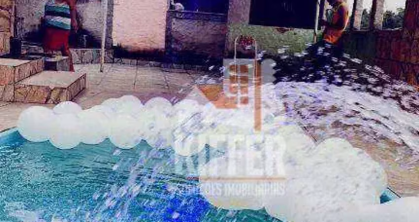Casa com 3 Quartos e Loft à venda, 350 m² por R$ 280.000 - Santa Bárbara - Niterói/RJ