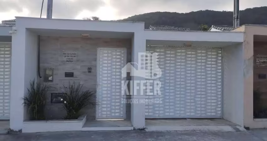 Casa com 2 dormitórios à venda, 84 m² por r$ 440.000,00 - barroco (itaipuaçu) - maricá/rj