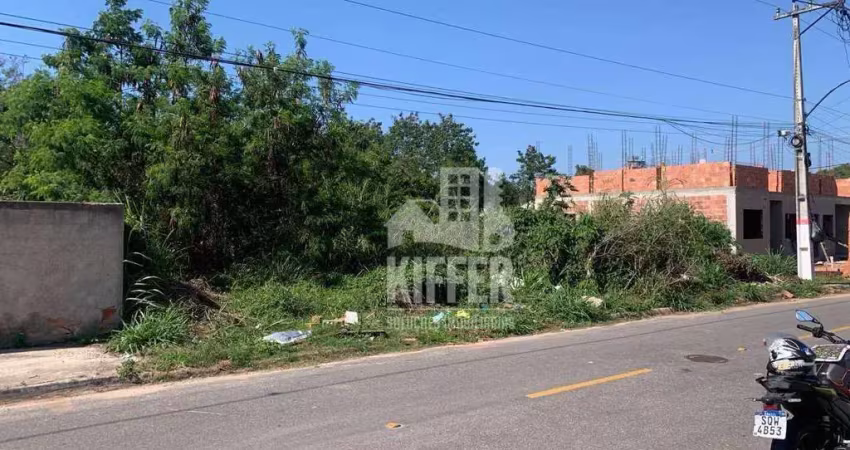Terreno à venda na Rua Vinte e Seis, 82, Barroco, Maricá