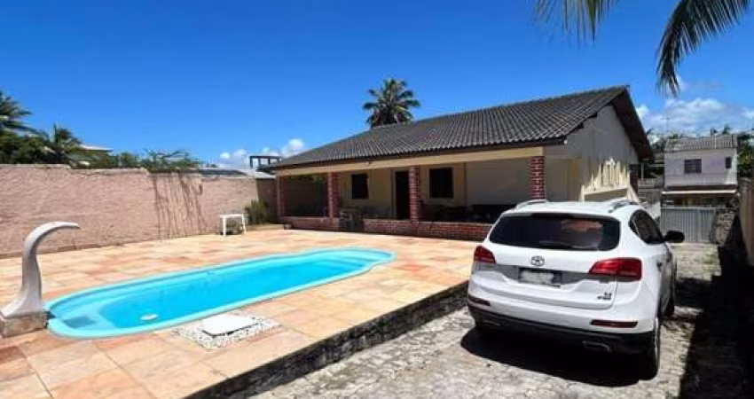 CASA EM JAUÁ / 50MTS DA PRAIA / PISCINA / TERRENO + 1.000m²
